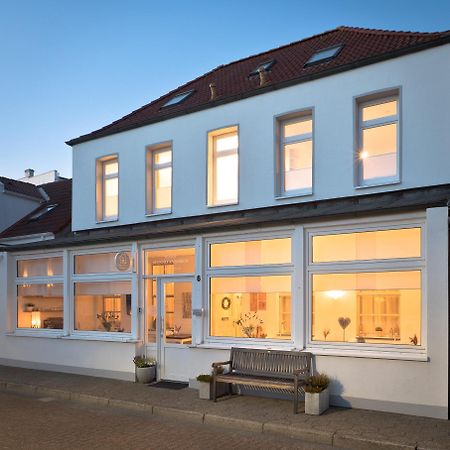 Haus Menno Janssen - Ferienwohnung Bella Norderney Bagian luar foto