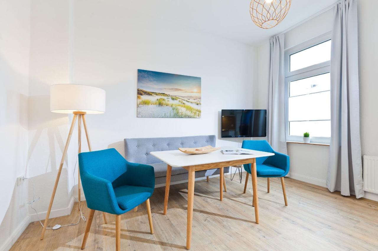 Haus Menno Janssen - Ferienwohnung Bella Norderney Bagian luar foto