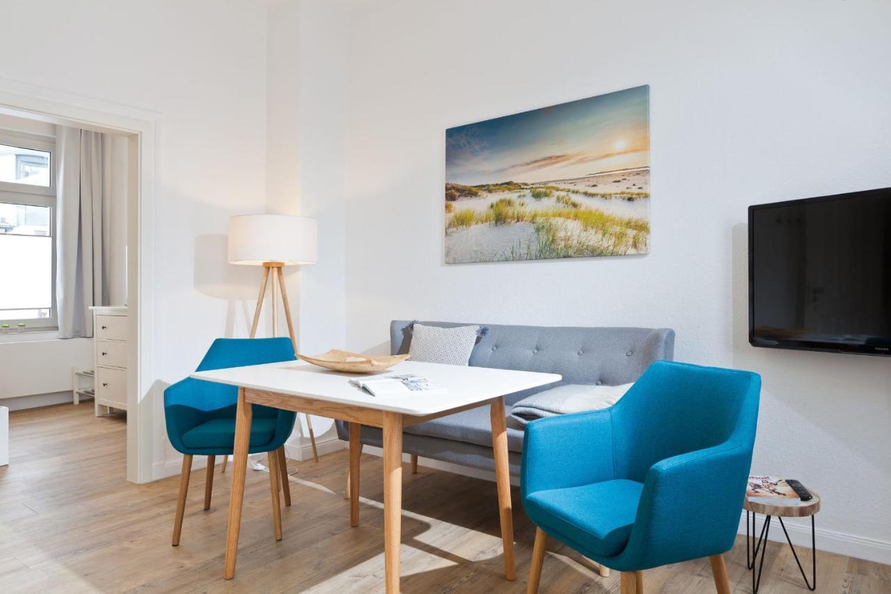 Haus Menno Janssen - Ferienwohnung Bella Norderney Bagian luar foto